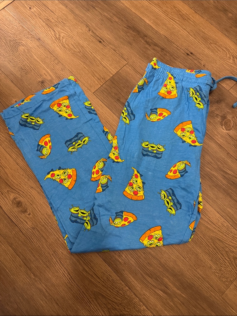 🆕 Toy Story Pajama Pants with Pizza & Alien Print. M. NWT!🍕